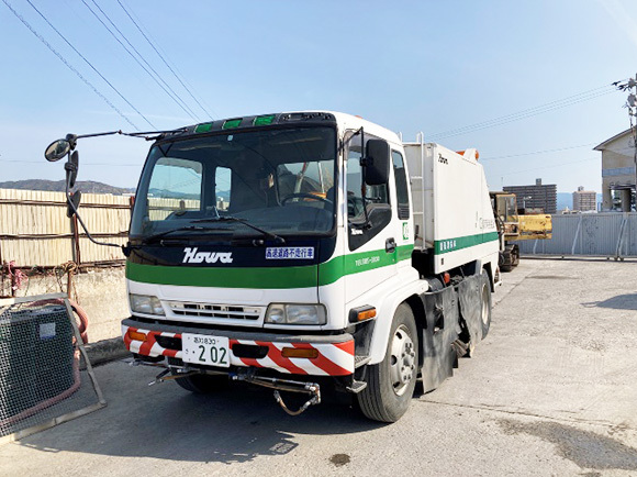 写真：路面清掃車